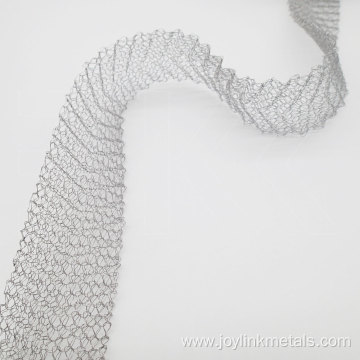 Flattened knitted wire mesh